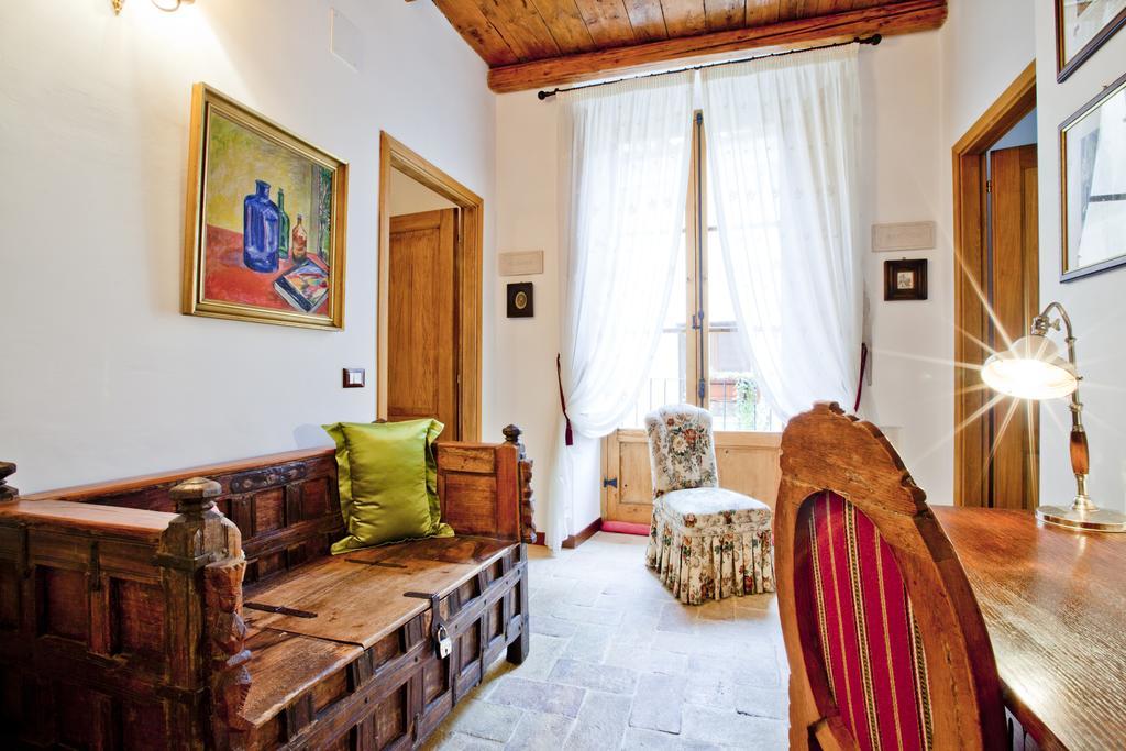 B&B Il Marchese Del Grillo Сульмона Экстерьер фото