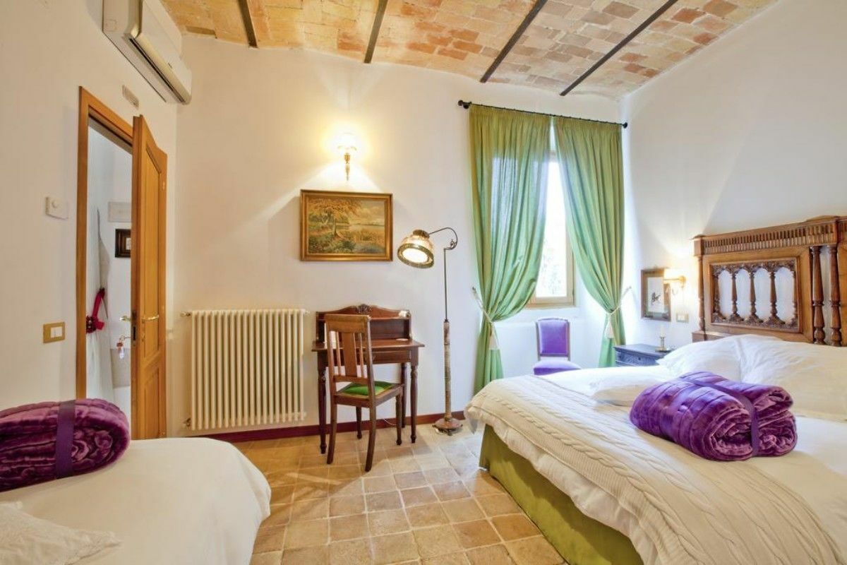 B&B Il Marchese Del Grillo Сульмона Экстерьер фото